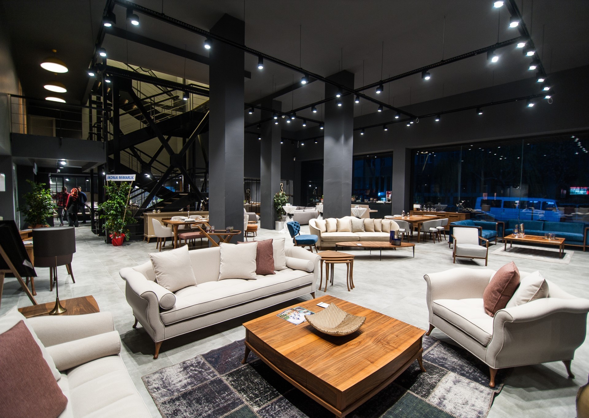 CASA CASA KONYA MAĞAZASI 